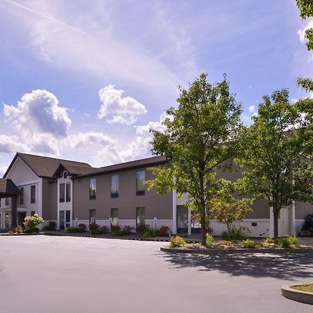 Best Western Plus University Inn Olean Buitenkant foto