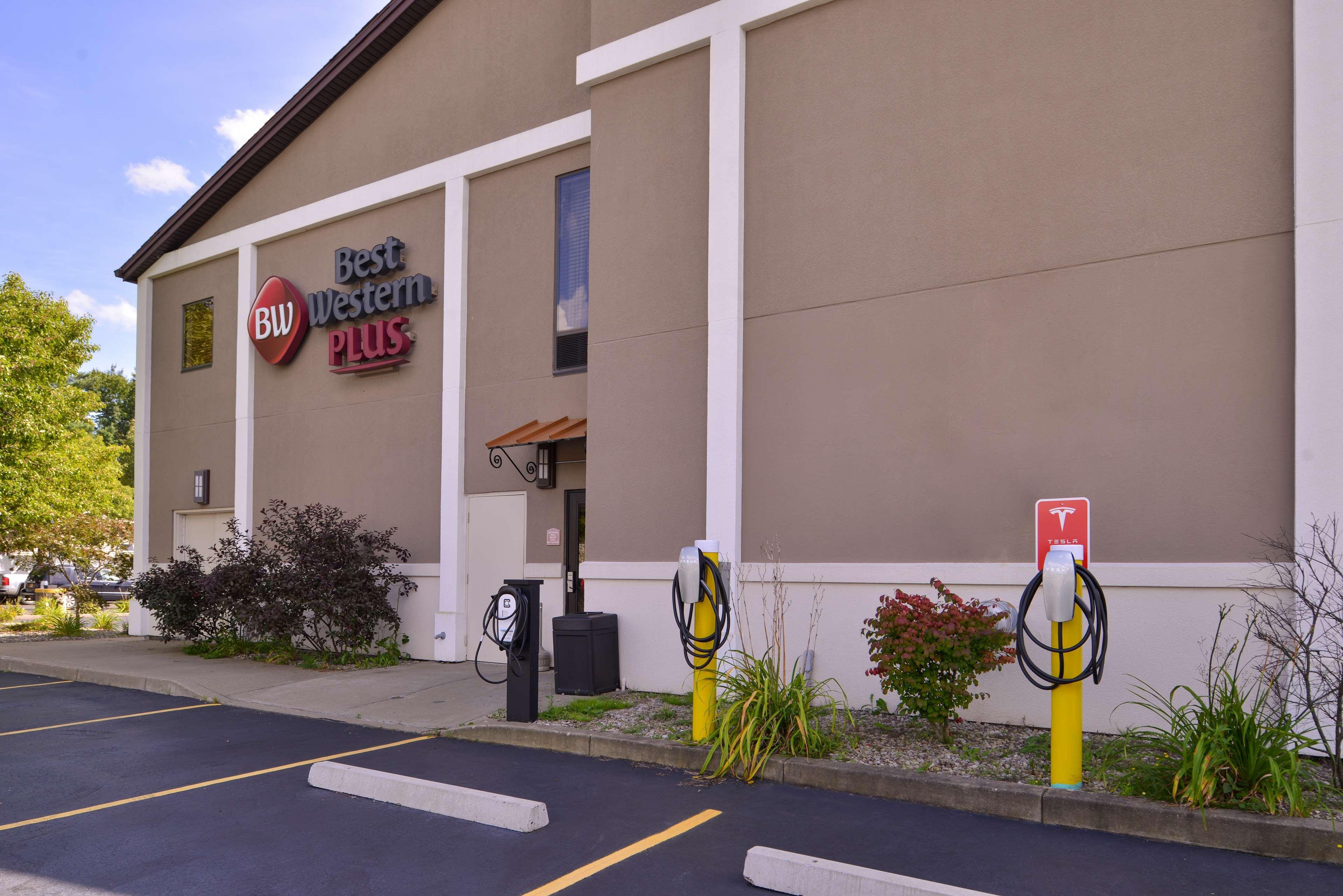 Best Western Plus University Inn Olean Buitenkant foto